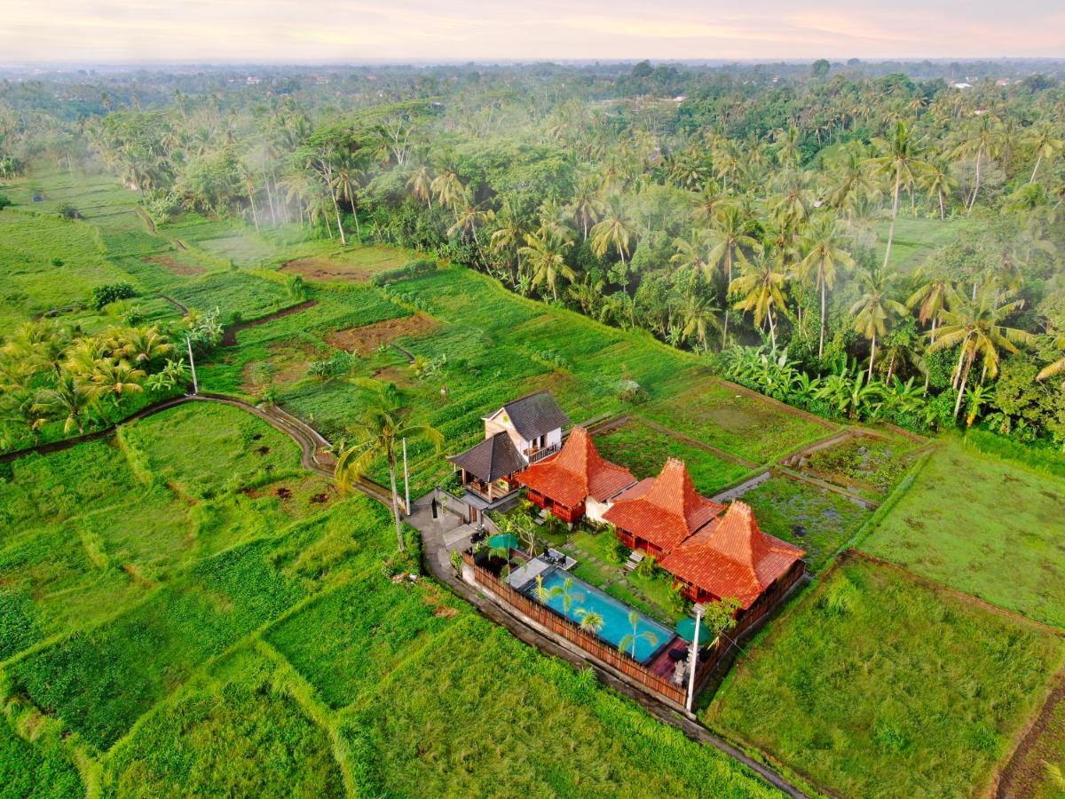 One Bedroom Grand Javanese Joglo Ubud 1 Exterior photo