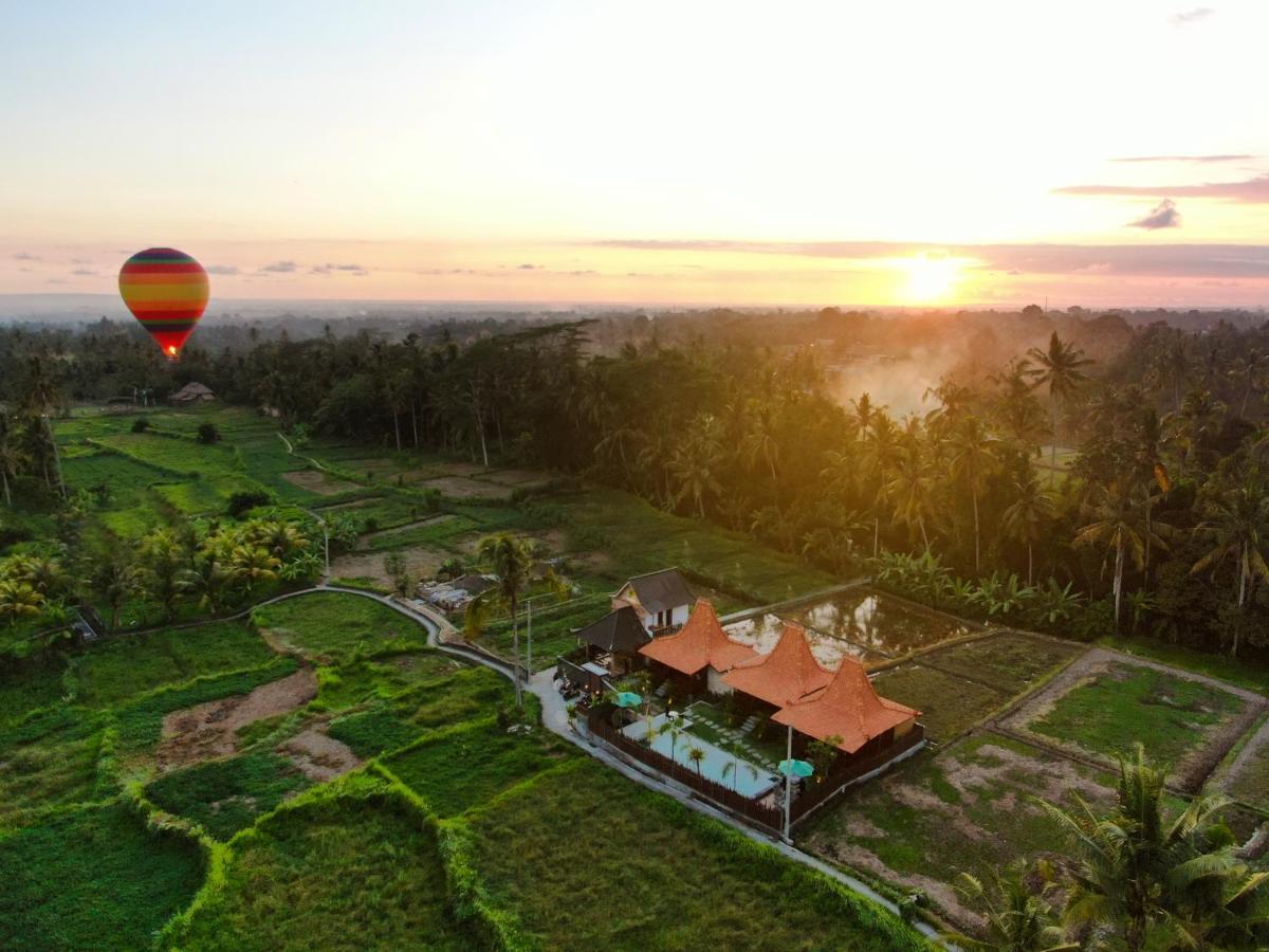 One Bedroom Grand Javanese Joglo Ubud 1 Exterior photo